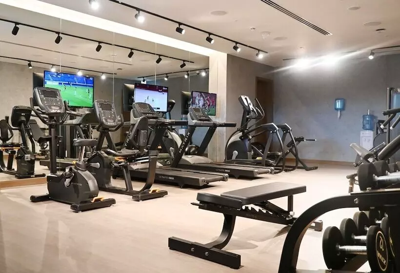 ホテル Mercure Dubai Gold District