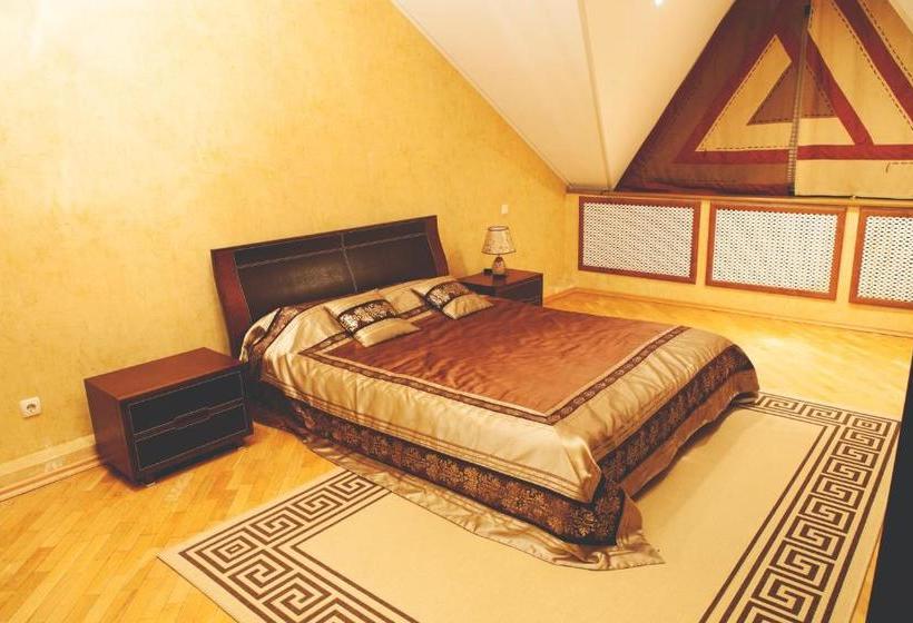 בית מלון כפרי Algrado