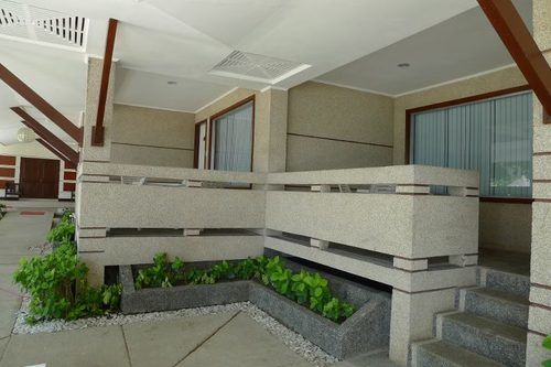 בית מלון כפרי Bluefins Resort