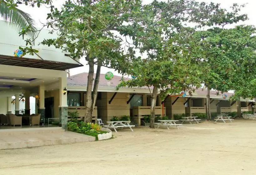 Hotel Bluefins Resort