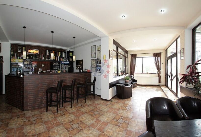 בית מלון כפרי Bran Belvedere International