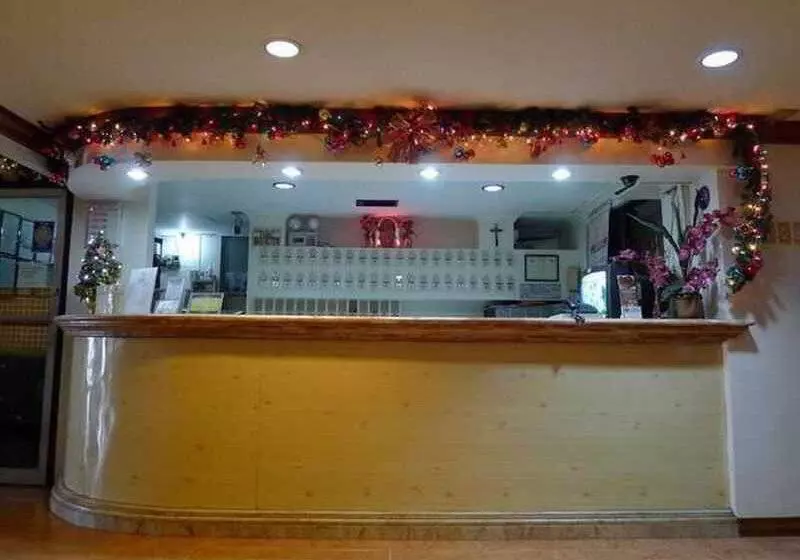 בית מלון כפרי Cebuview Tourist Inn