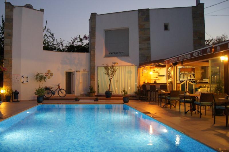 בית מלון כפרי Cotton