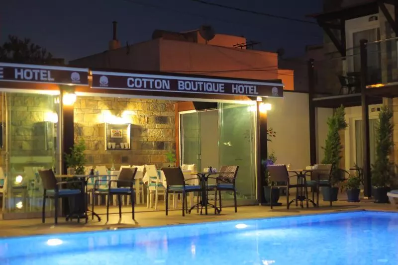 هتل Cotton