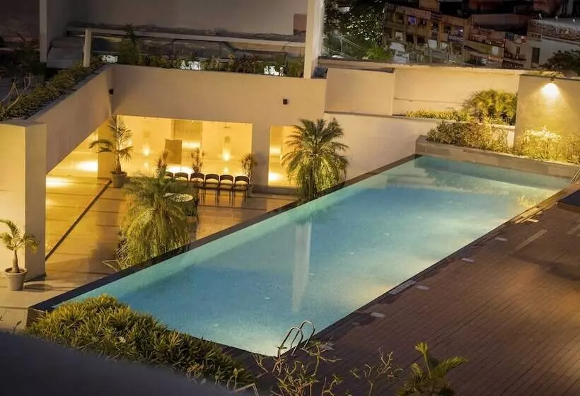 בית מלון כפרי Courtyard By Marriott Bhopal