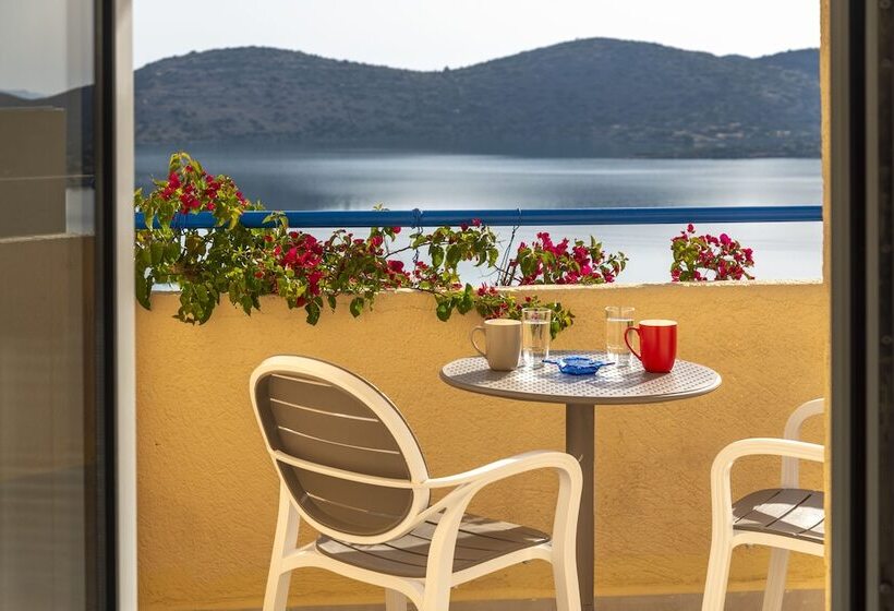 酒店 Elounda Heights