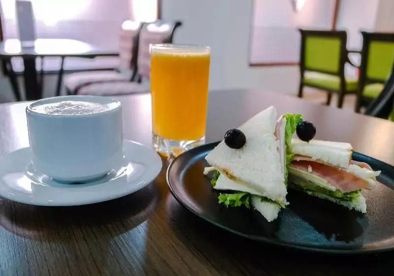 酒店 Internacional La Triada