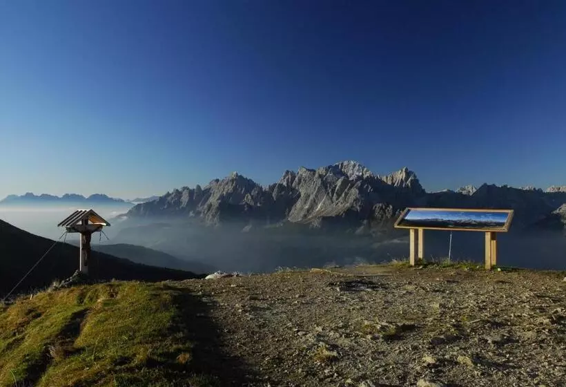 ホテル Kreuzberg Monte Croce