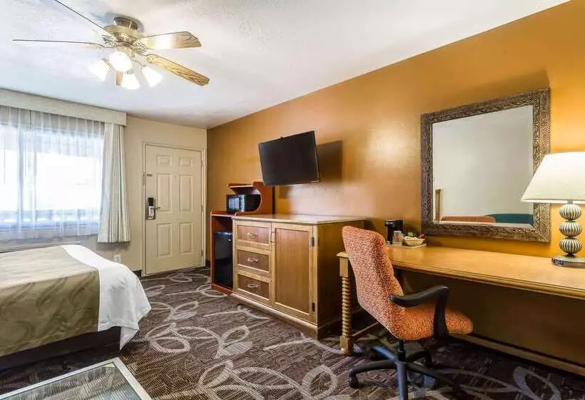 Отель Quality Inn Bryce Canyon