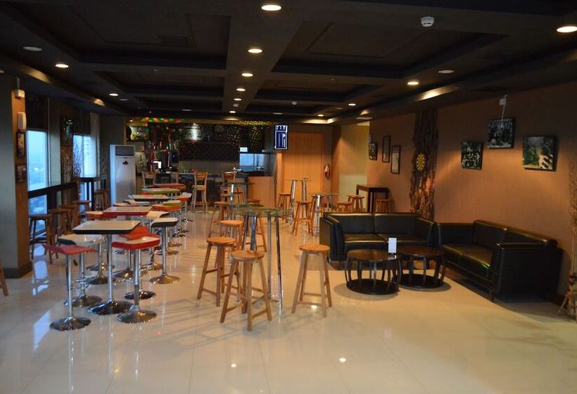 فندق Horison Ultima Semarang