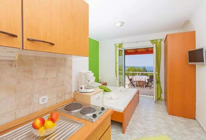 בית מלון כפרי Sunny House Free Parking