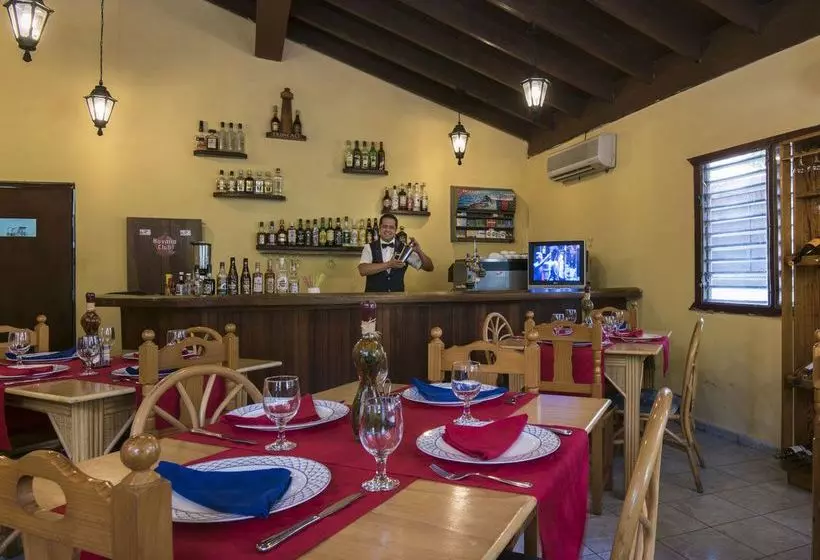 Hotelli Villa Cabo De San Antonio