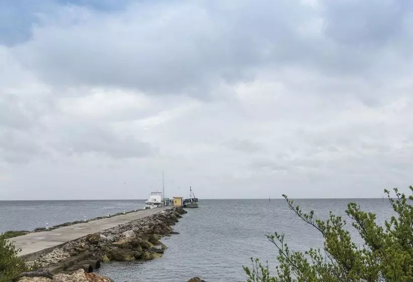 Hotelli Villa Cabo De San Antonio