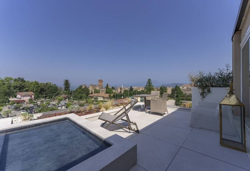 Palazzo Della Scala Spa Hotel Suites & Apartments