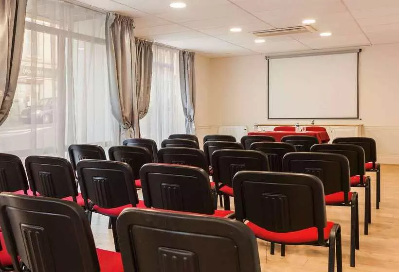 Quality Suites Maisonslaffitte Paris Ouest