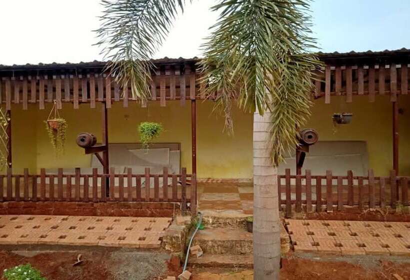 Hotelli Campistaan Kolad