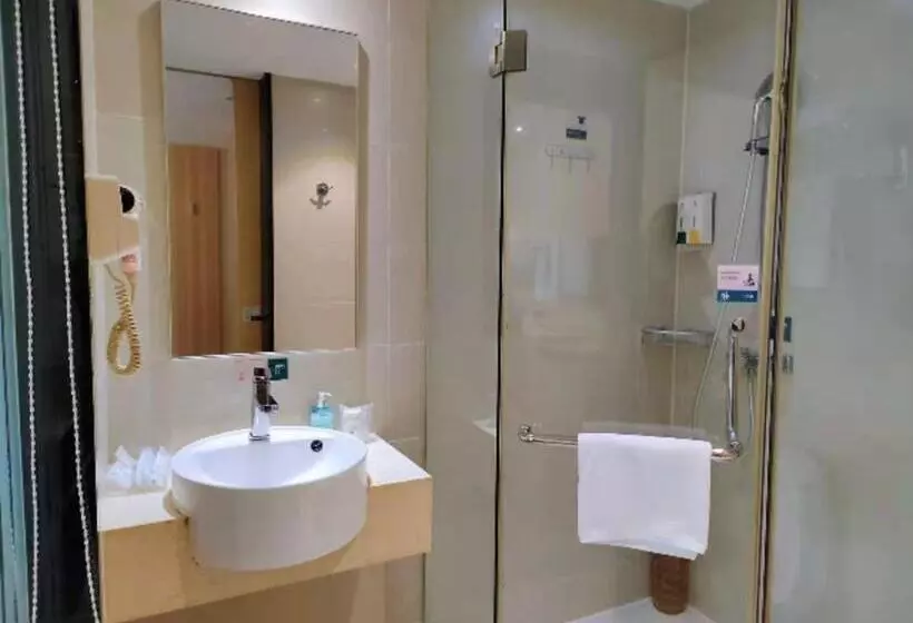 Hotelli City Comfort Inn Suizhou Lieshan Avenue