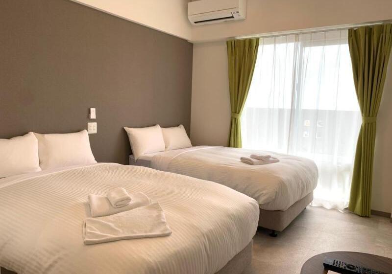 酒店 Mr.kinjo Stray Cats