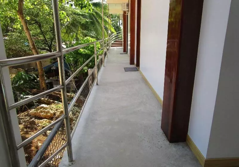 ホテル Ocean 202 Home Stay