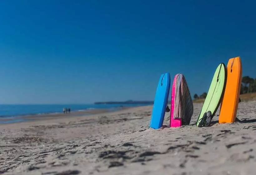 هتل Pacific Park Christian Holiday Camp