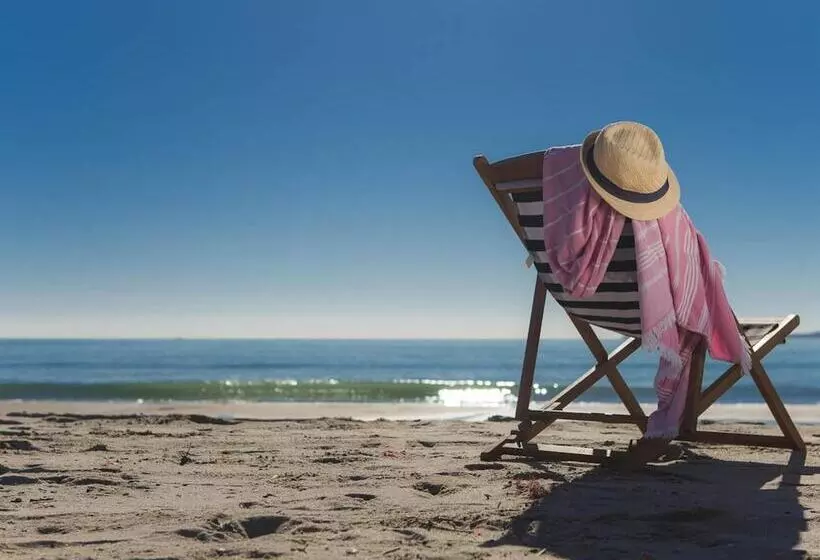 هتل Pacific Park Christian Holiday Camp