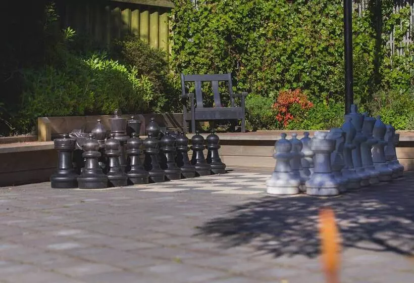 هتل Pacific Park Christian Holiday Camp