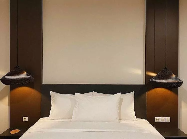 Hotelli Paradise By Calia Tarakan