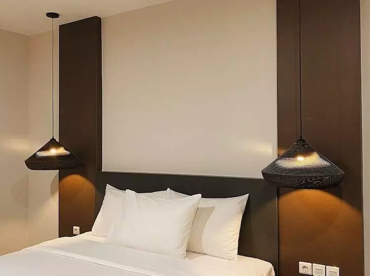 Hotelli Paradise By Calia Tarakan