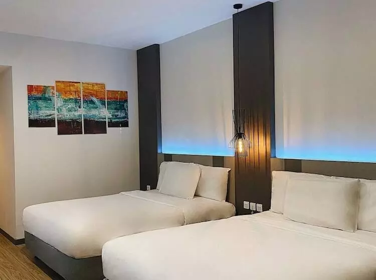 Hotelli Paradise By Calia Tarakan