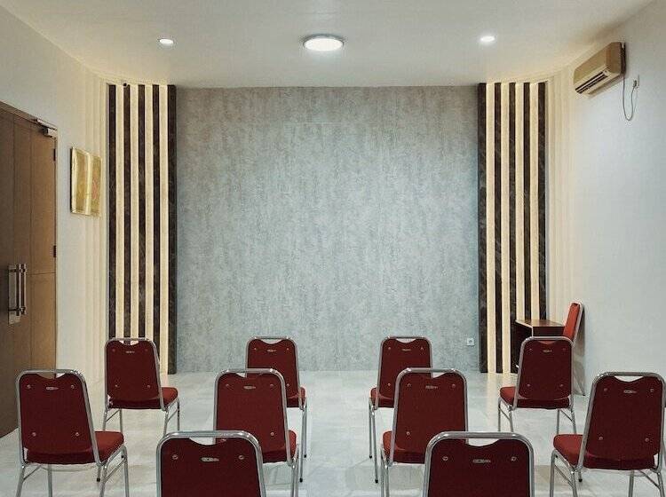 בית מלון כפרי Paradise By Calia Tarakan