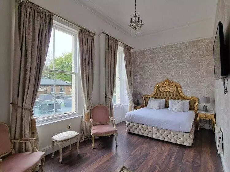 Hotelli Rainhill Hall