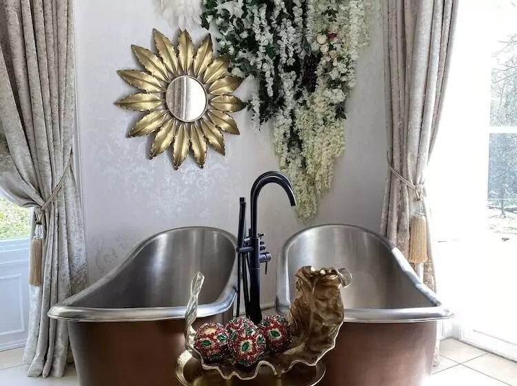 Hotelli Rainhill Hall