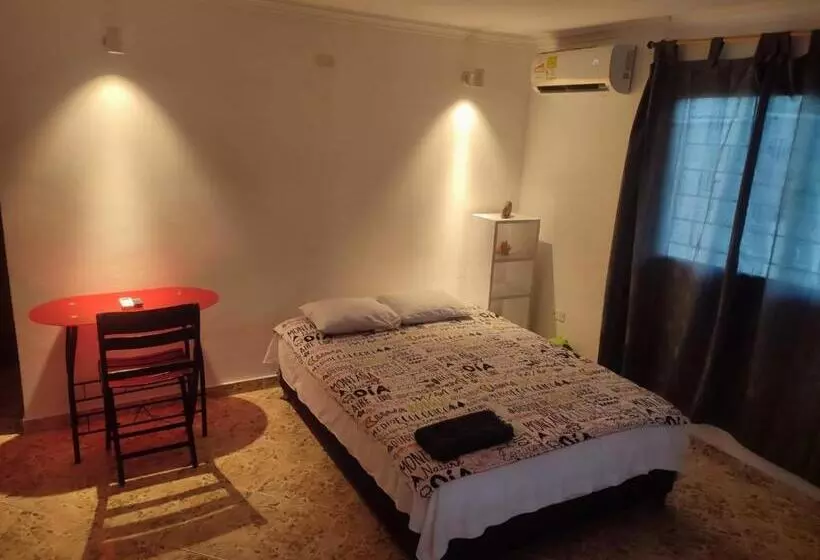 پانسیون Casa Aluna Hostel