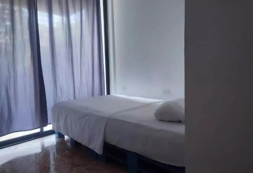 پانسیون Casa Aluna Hostel