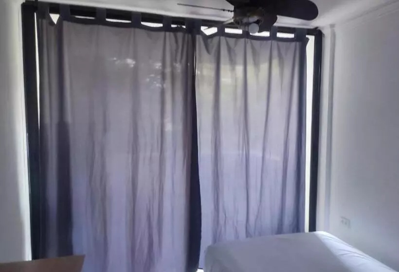 پانسیون Casa Aluna Hostel