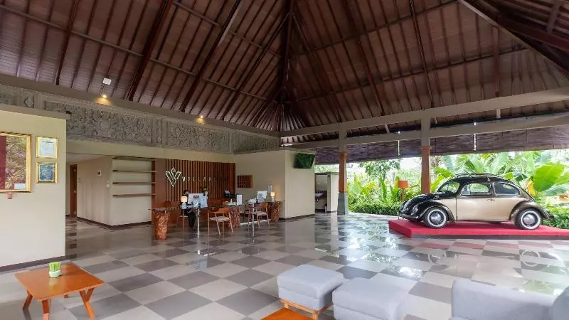 ペンション The Grand Villandra Resort