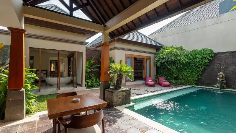 ペンション The Grand Villandra Resort