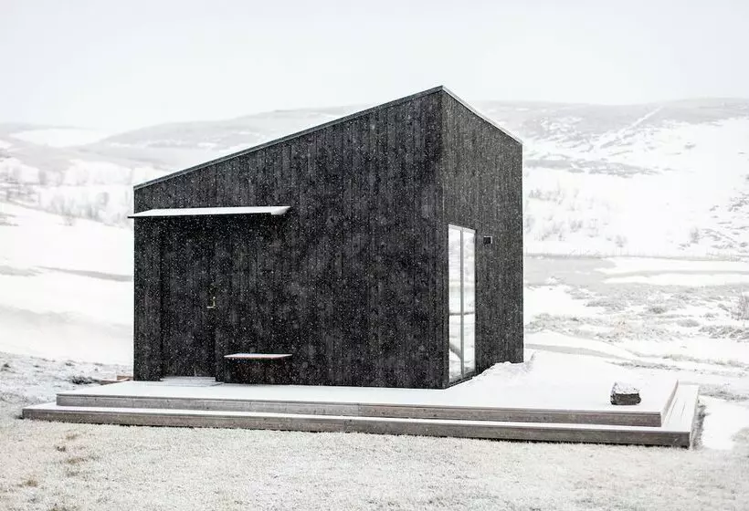Aska Modern Cabin