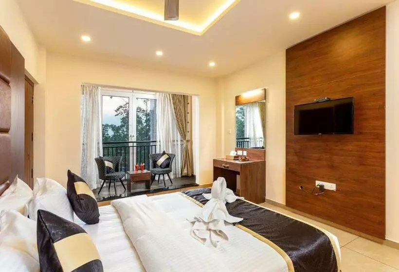 Hotelli Cloud Castle Resort And Spa Munnar