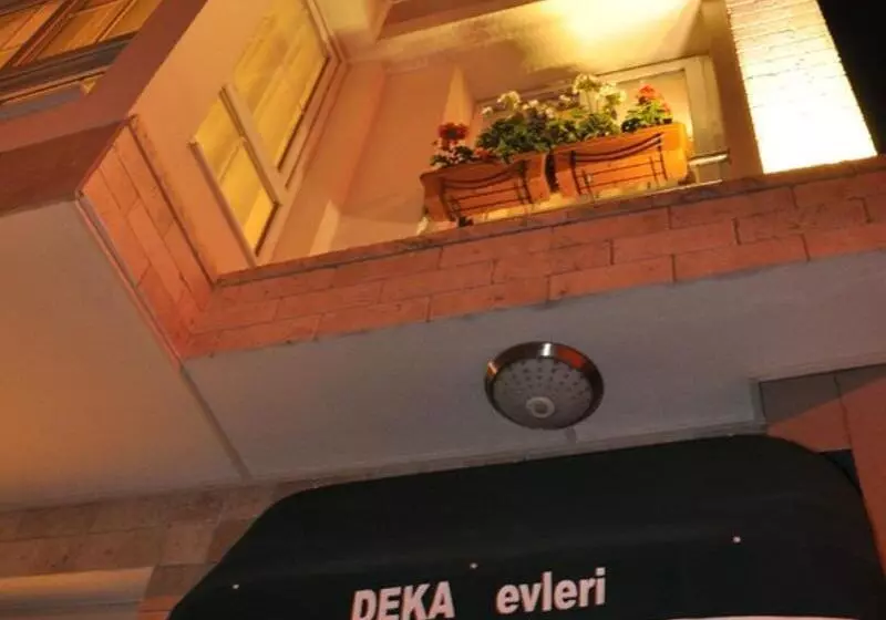 ホテル Deka Evleri