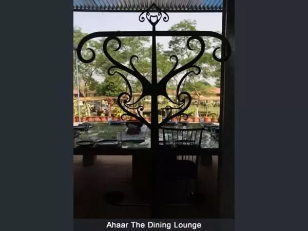 Hotelli Jenjon Wood County Phansad Alibaug