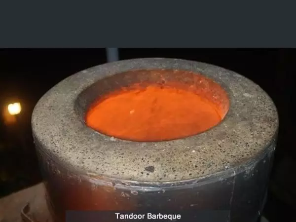 Hotelli Jenjon Wood County Phansad Alibaug