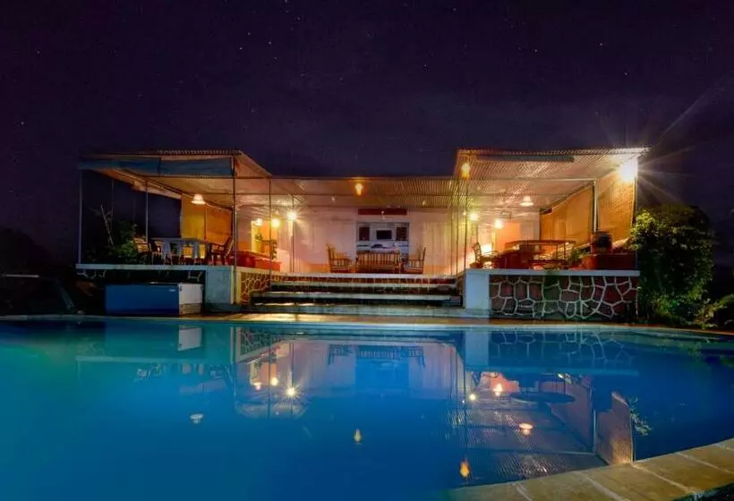 Hotelli Jenjon Wood County Phansad Alibaug