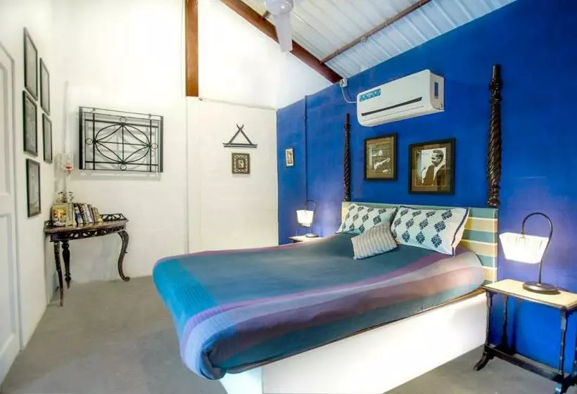 Hotelli Jenjon Wood County Phansad Alibaug