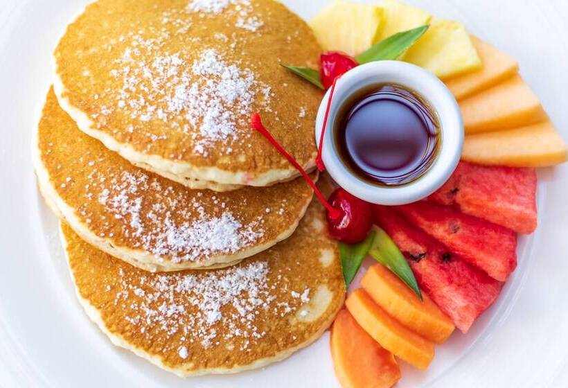 هتل La Placita Inn