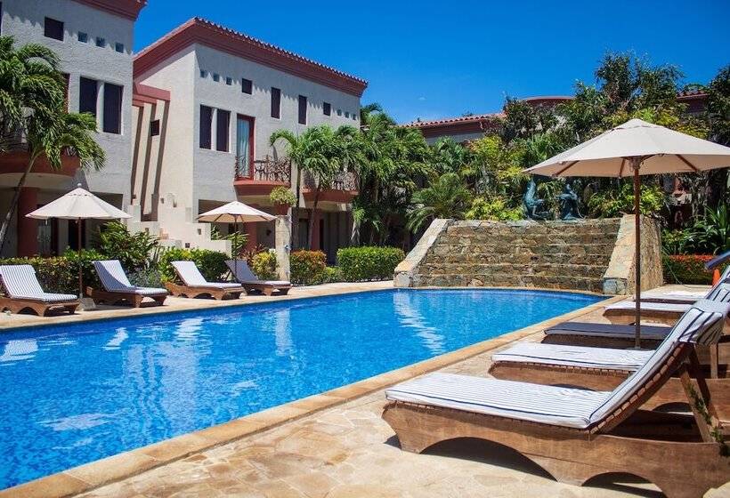 هتل La Placita Inn