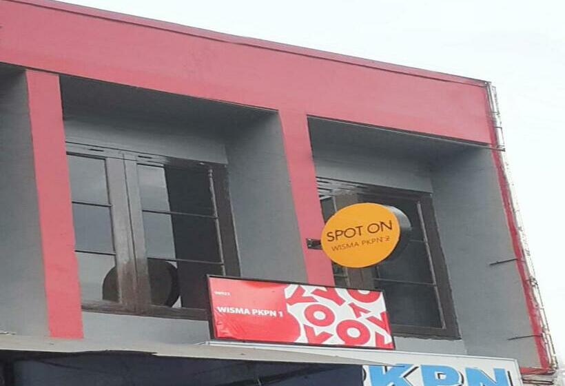 בית מלון כפרי Spot On 90921 Wisma Pkpn 2