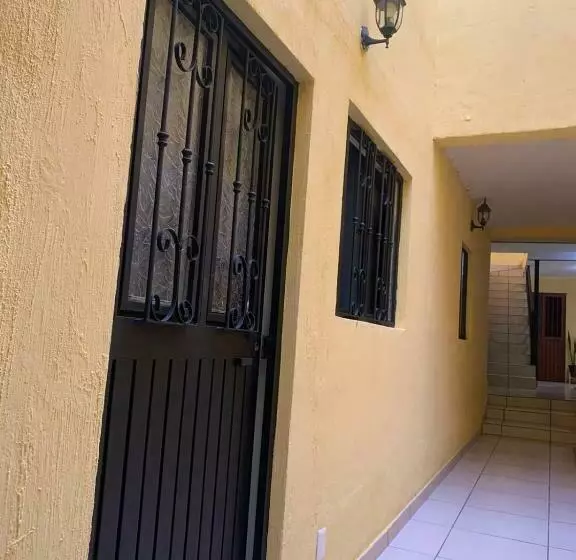 ペンション Posada San Jose   Tequila Centro