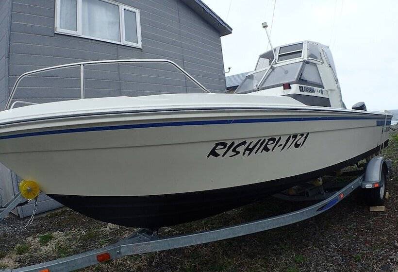 Rishiri Island Guesthouse 1721  Hostel