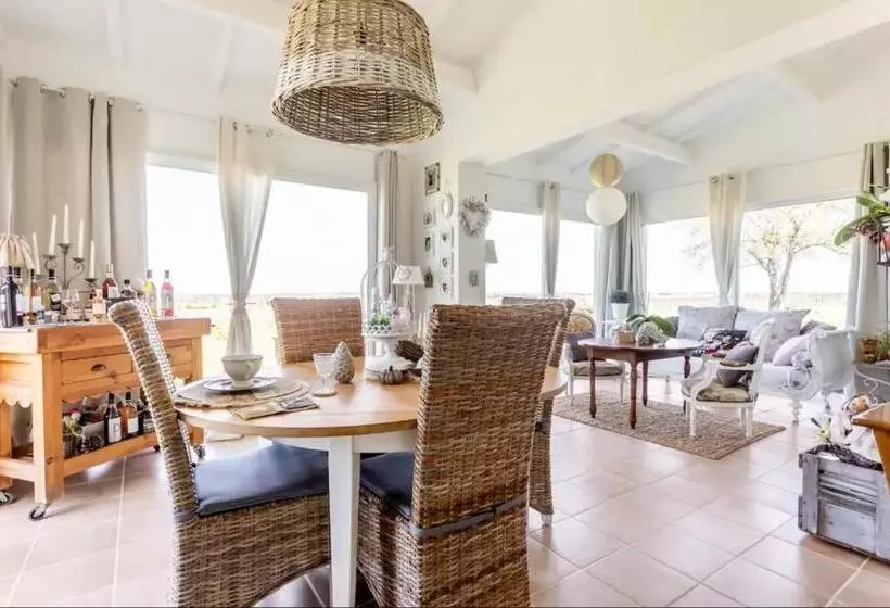 Aamiaismajoitus (B&B) Le Cœur Du Breuil